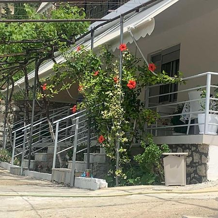Qeparo View Rooms Bagian luar foto